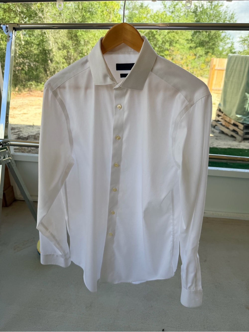 Calvin Klein men’s white dress shirt 16 x 34/35 slim fit non iron